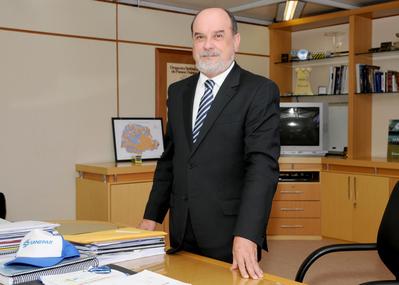 presidentesanepar_Fernando_Ghighone
