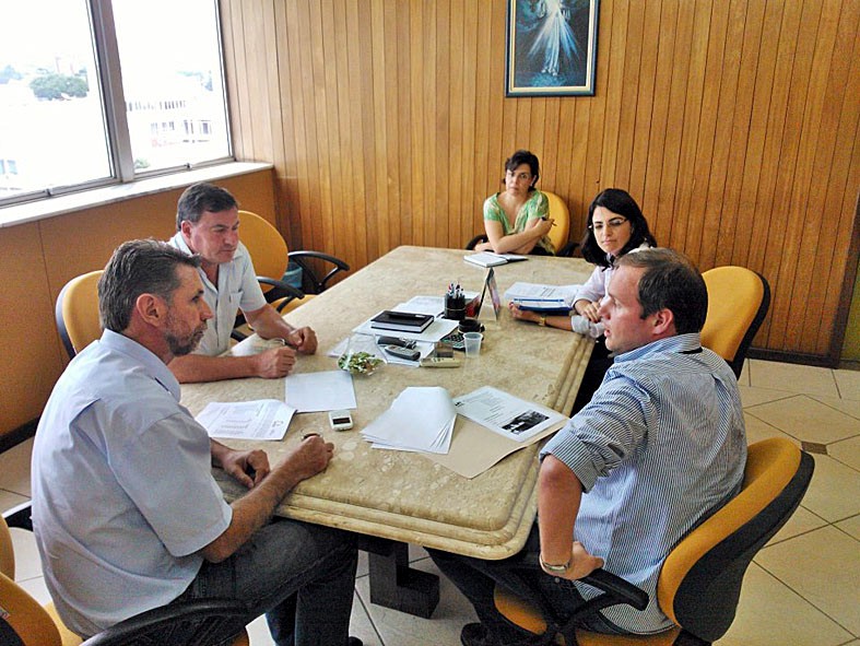 Reunião discute ampliação de programas voltados a agricultura familiar reunião-agriculturafamiliar-uniaodavitoria