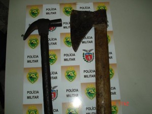 martelo e machado