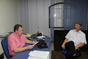 Prefeito Juliano Pozzi Pereirea e Secretário regional Ricardo Martin