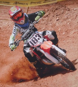 Atleta local se destaca na 1º etapa do Paranaense de Motocross mateuszolet-motocross-uniaodavitoria