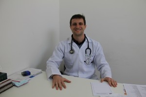 Doutor Marcos Vinícius Chaves, já está atendendo na Unidade de Saúde do Centro