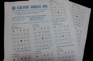 Bingo Apae Cruz Machado