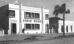 rádio antiga