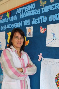 Professora Keidy, do Rio d’Areia, aposta na interação social dos autistas