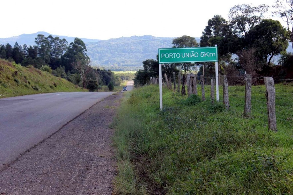 Correio do Norte / Variedades / BR-280 é interditada em Canoinhas