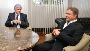 alvarodias-valdirrossoni-politica
