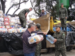 entrega-donativos-uniaodavitoria (6)