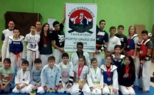 anjosguerreiros-taekwondo-portounião