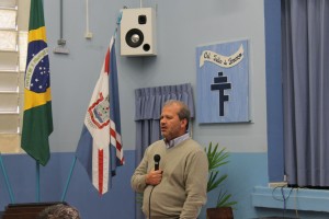Secretário ouviu com paciência reivindicações dos diretores e professores presentes no encontro