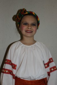 Isabela: traje típico e descendência ucraniana no sangue