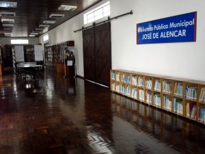 bibliotecas-vazias-uniaodavitoria6