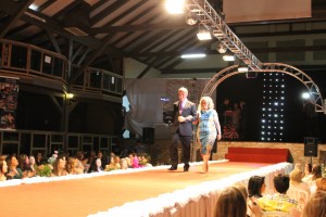 desfile-happyhour-redefeminina