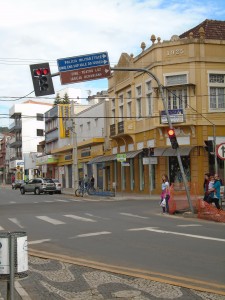 sinaleiro-danificado-uniaodavitoria
