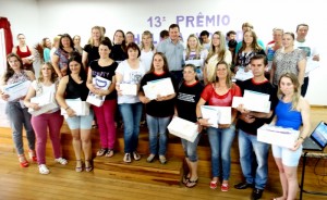 cuzmachado-premio-helenakolody (1)