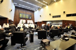 assembleia-pr-politica