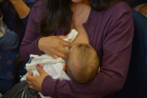 Teste da linguinha passa a ser obrigatório em hospitais e maternidades da rede pública e particular (Foto: Wilson Dias/Agência Brasil