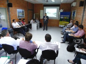 politicos-discussao-rodovia