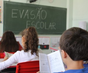 evasXXoescolar-regiao-educacao2
