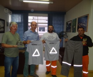 uniformes-demutran-portouniao