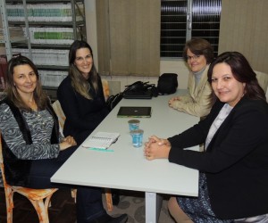 uab-caXXador-educacao