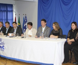autoridades-plano-educacao-canoinhas