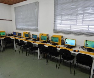 computadores-portouniao-educacao