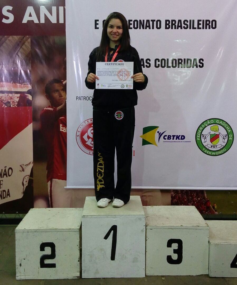 keylacarolineengel-taekwondo-portouniao-brasileiro