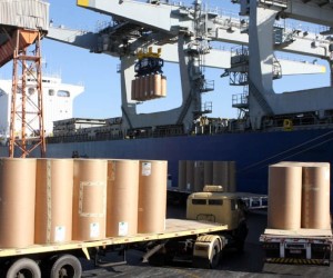 Exportação de papel pelo Porto de Paranaguá. Foto: Divulgação