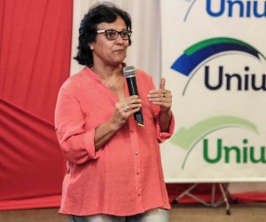 uniuv-documentario-educacao