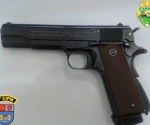 Pistola_falsa