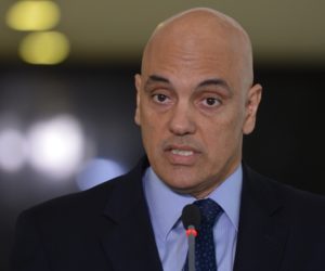 Brasília - Após reunião com o presidente em interino, Michel Temer, o ministro da justiça, Alexandre de Moraes, fala com a imprensa sobre a segurança nas Olimpiadas. (Antônio Cruz/ Agência Brasil)