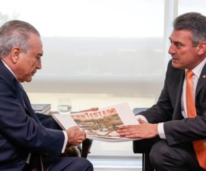 Brasília - DF, 05/07/2016. Presidente em Exercício Michel Temer recebe o deputado Mauro Mariani (PMDB/SC). Foto: Carolina Antunes/PR