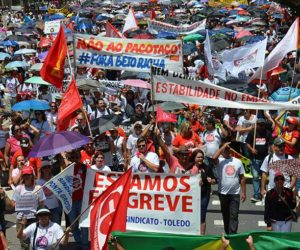 greve-professores-pr