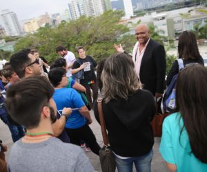Dentro do roteiro, jovens parlamentares participaram de uma caminhada pelo centro histórico de Florianópolis: atividade é parte da programação da 22ª edição. (Foto: Lucas Diniz / Agência AL).