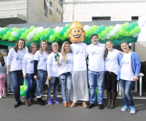 Mascote da campanha é o santo São Braz: equipe concentrada dar mobilizar a comunidade