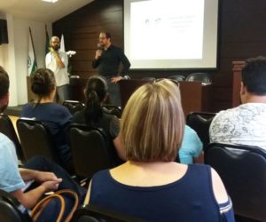 Técnicos de 12 prefeituras da região de União da Vitoria participaram de uma capacitação realizada pela Cohapar nesta quinta-feira (12). Eles serão responsáveis por auxiliar a população de seus municípios no novo sistema de cadastramento de famílias em futuros projetos habitacionais do Governo do Estado.