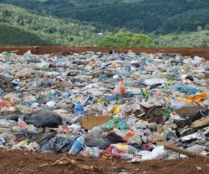 Uma montanha de lixo: juntas, cidades do Vale do Iguaçu enviam para seus aterros 1,2 mil toneladas de resíduos 