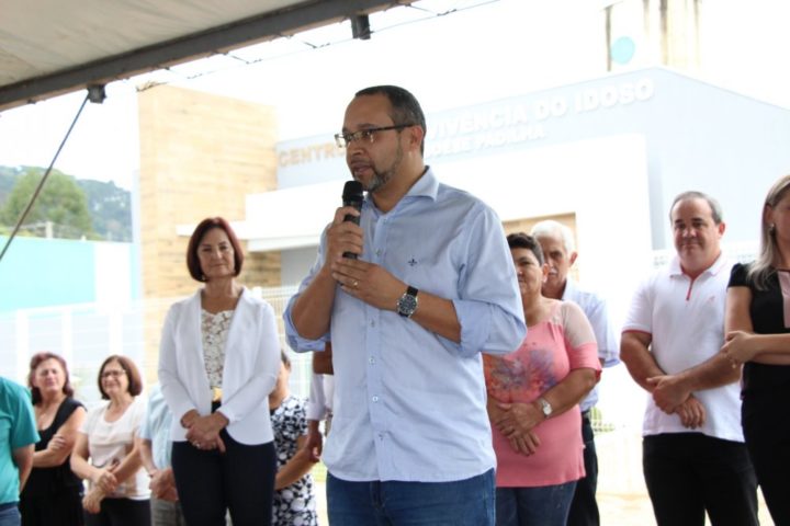 Prefeito de Bituruna, Claudinei de Paula Castilho