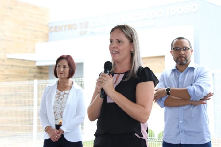 Secretária de Desenvolvimento Social, Adriana Nhoatto