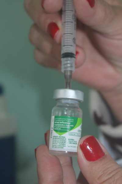 Vacinação vai até o dia 31: unidades de saúde dispõe do medicamento (Foto: Arquivo/JOC).