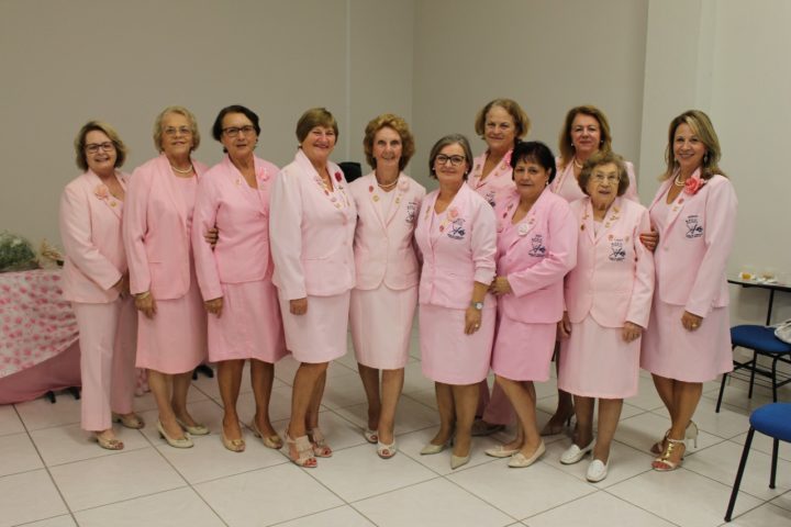 Voluntárias da Rede Feminina de Combate ao Câncer