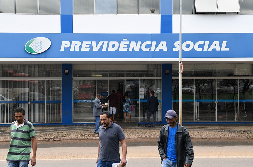Sede da Previdência em Brasília: proposta do governo também prioriza criação de alíquotas progressivas (Foto: Pedro França/Agência Senado).