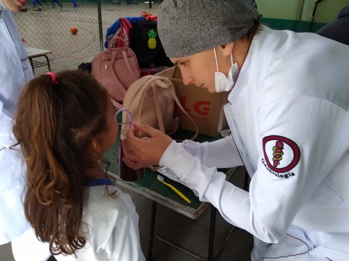 uniuv-odontologia-curso (1)