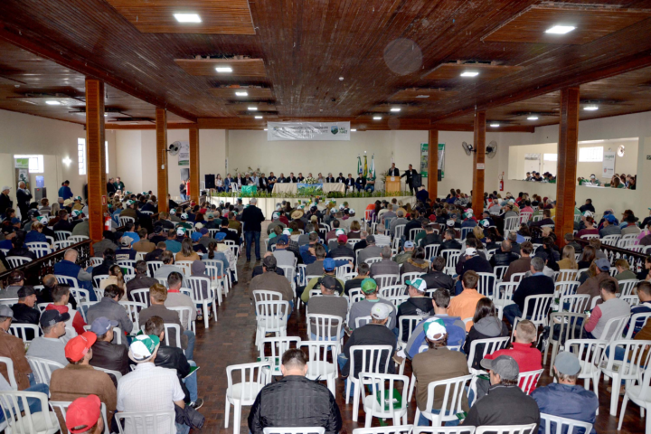Evento reuniu produtores de todo o Paraná (Fotos: Divulgação/SEAB).