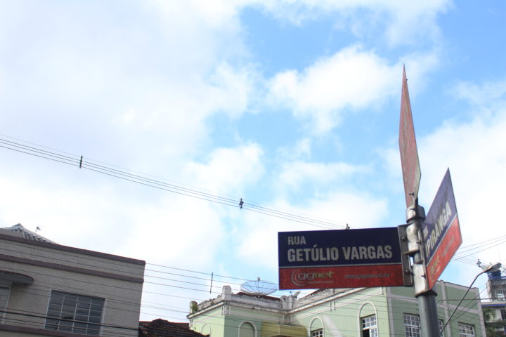 Avenida no Centro de União da Vitória 