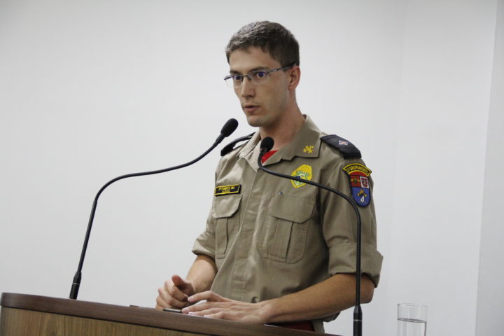 Tenente Marcelo Aleixo Cordeiro, comandante do Corpo de Bombeiros