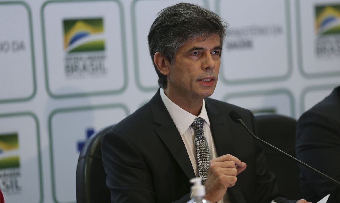 O médico Nelson Teich, que deixou o cargo de ministro da Saúde hoje (15), fez um pronunciamento de despedida, no qual fez um balanço da sua curta atuação à frente da pasta
