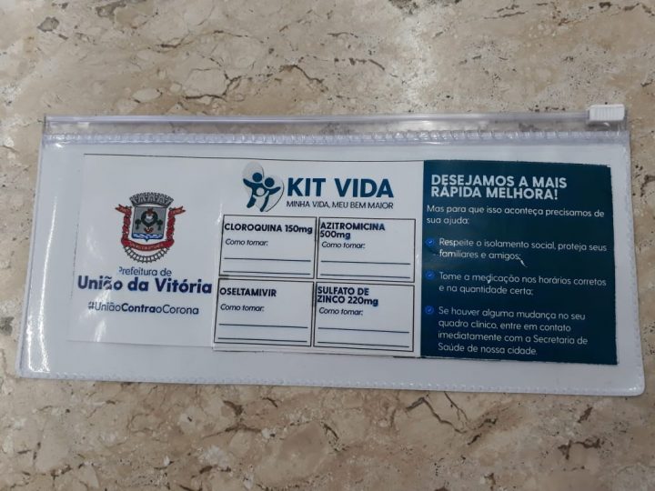 Kit com os medicamentos entregues aos pacientes diagnosticados com a Covid-19. (Foto: Jaqueline Castaldon).