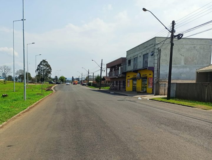 Avenida Abilon de Souza Naves